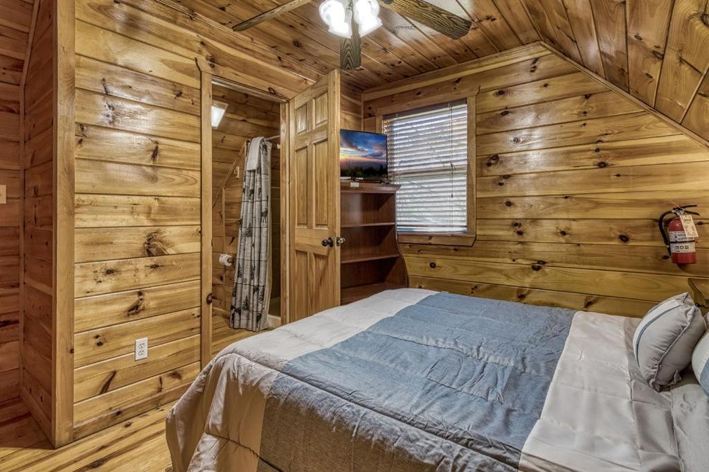Wilderness Lodge, Hot Tub, Game Room, Pool Access, 1089 Free Tickets Each Paid Day, Dollywood And M Севьервилл Экстерьер фото
