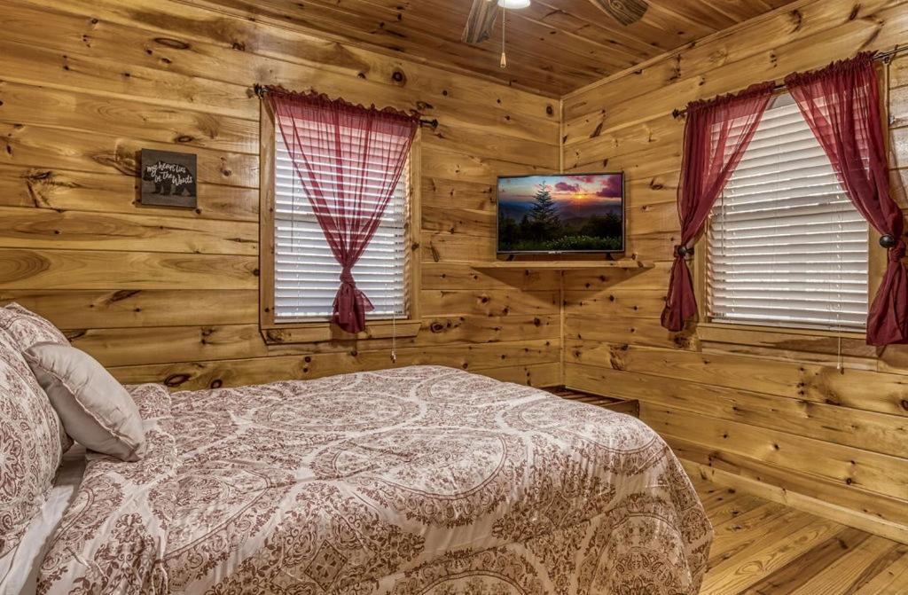 Wilderness Lodge, Hot Tub, Game Room, Pool Access, 1089 Free Tickets Each Paid Day, Dollywood And M Севьервилл Экстерьер фото